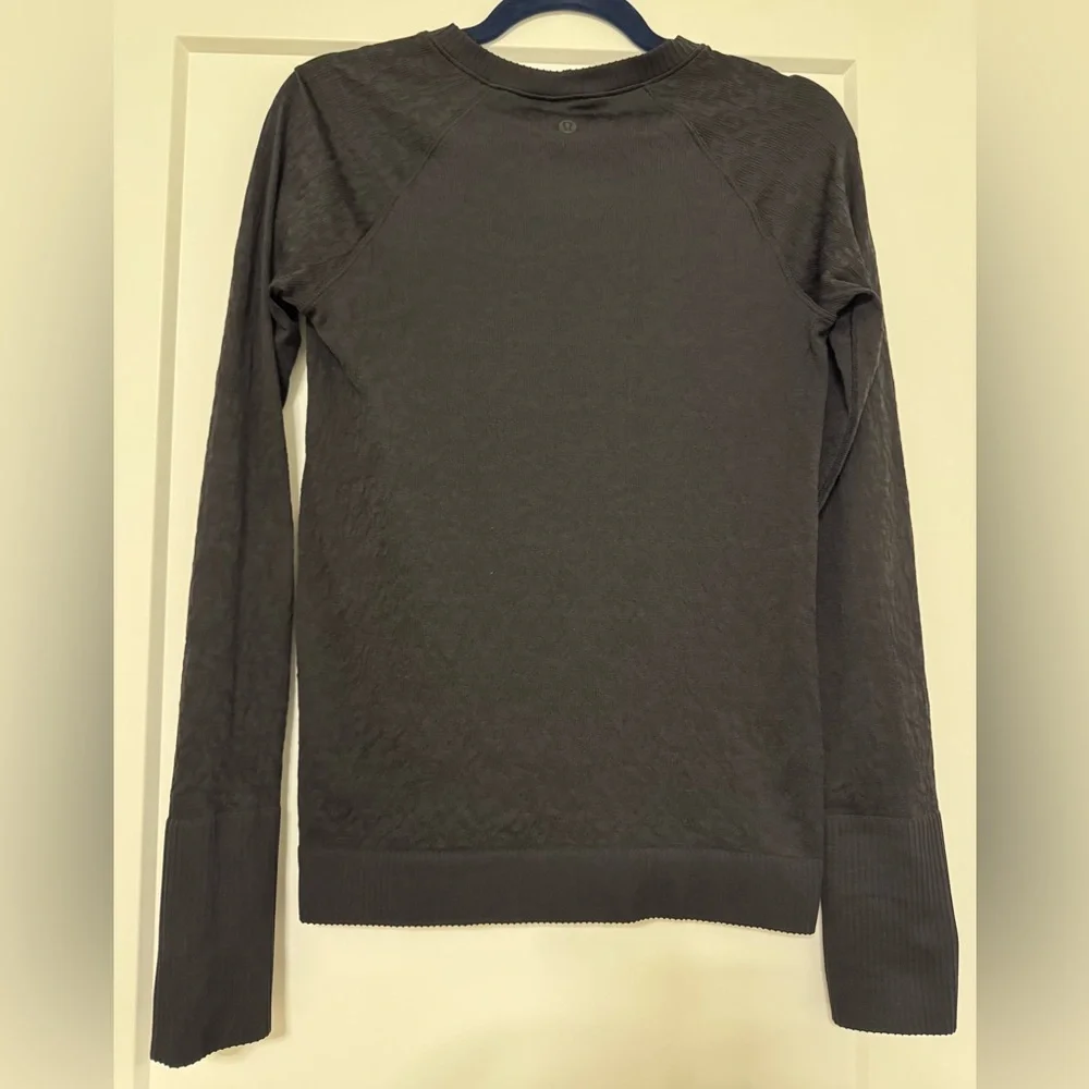 lululemon athletica Women's Long Sleeve Crew - Charcoal Black